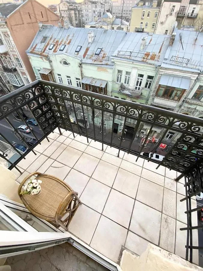 Світло Є! Історичний Центр! Appartement Kiev