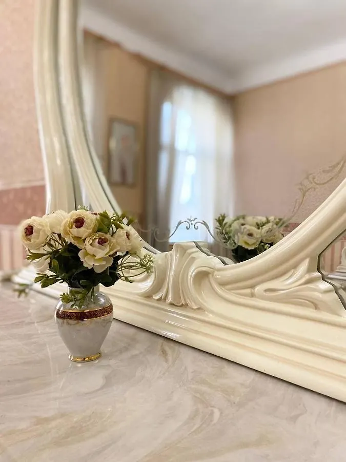Світло Є! Історичний Центр! Appartement Kiev