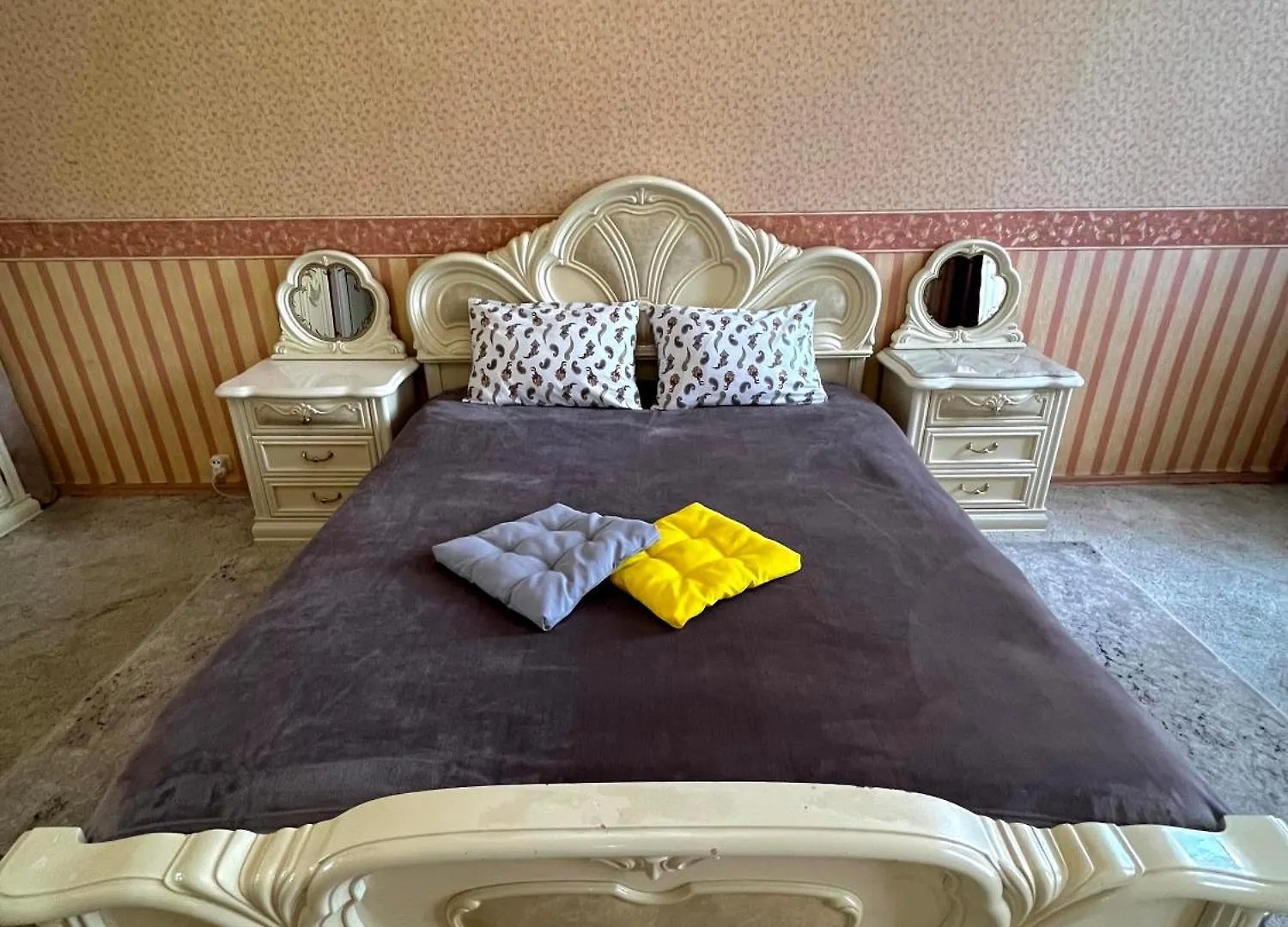 Світло Є! Історичний Центр! Appartement Kiev